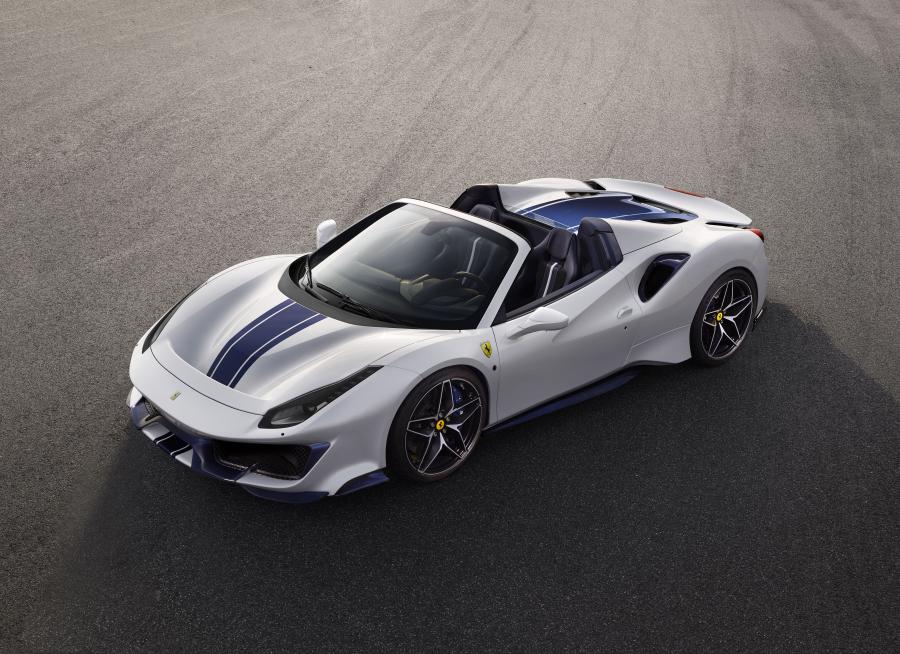  Ferrari 488 Pista Spider 2018 года  (фото 1 из 11)